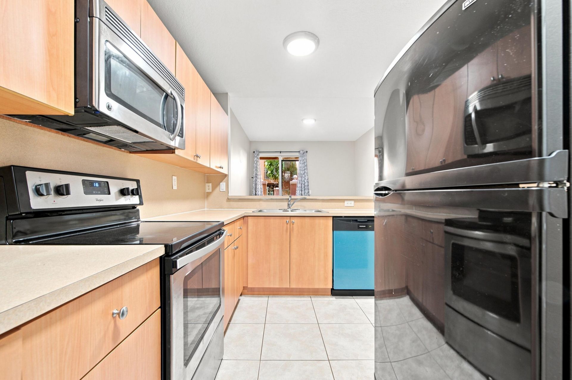 732 SW 106th Avenue, Unit 2011, Pembroke Pines, FL 33025 Photo