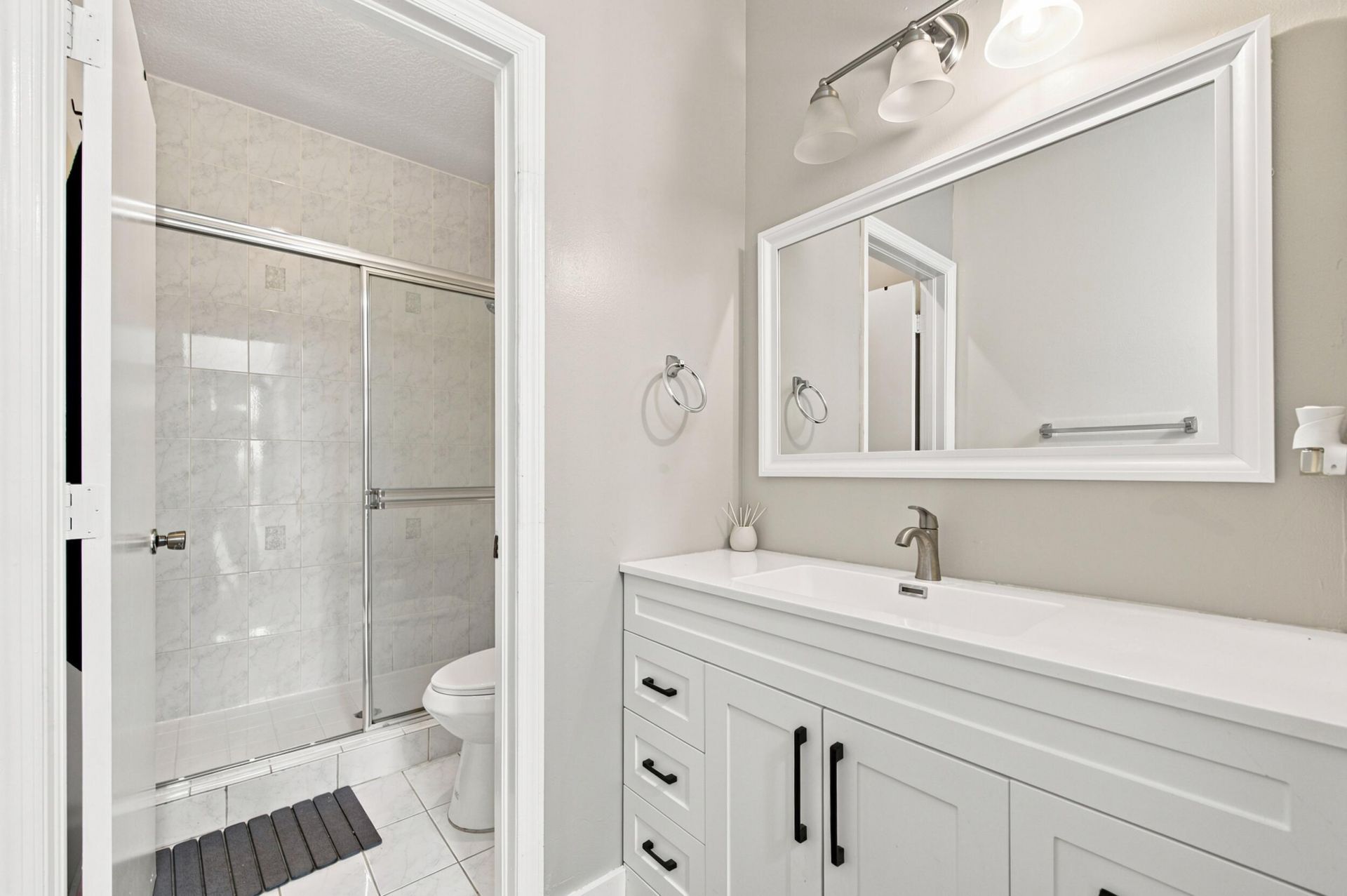 732 SW 106th Avenue, Unit 2011, Pembroke Pines, FL 33025 Photo