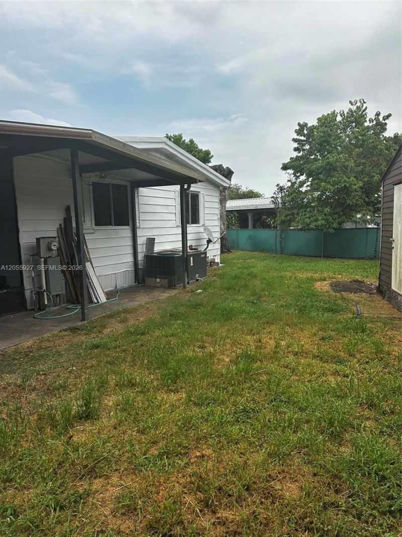 614 Bowden Rd , Clewiston, FL 33440 Photo
