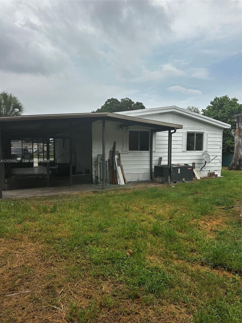 614 Bowden Rd , Clewiston, FL 33440 Photo