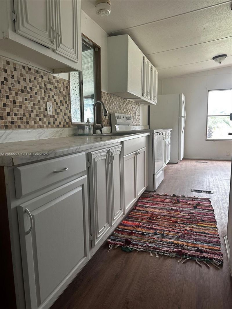 614 Bowden Rd , Clewiston, FL 33440 Photo