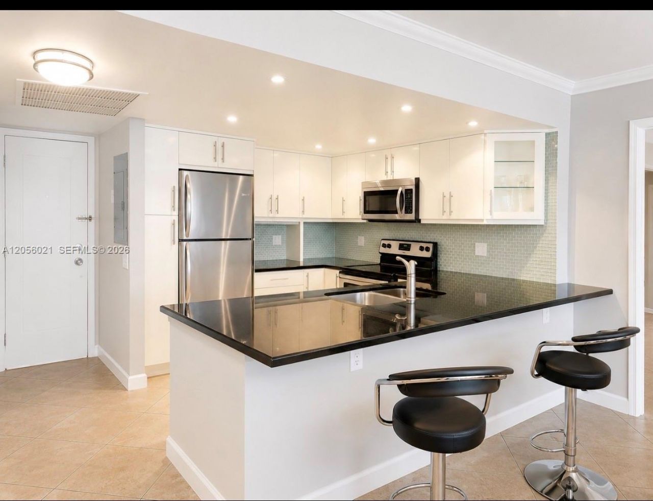 2000 Atlantic Shores Blvd, Unit 316, Hallandale Beach, FL 33009 Photo