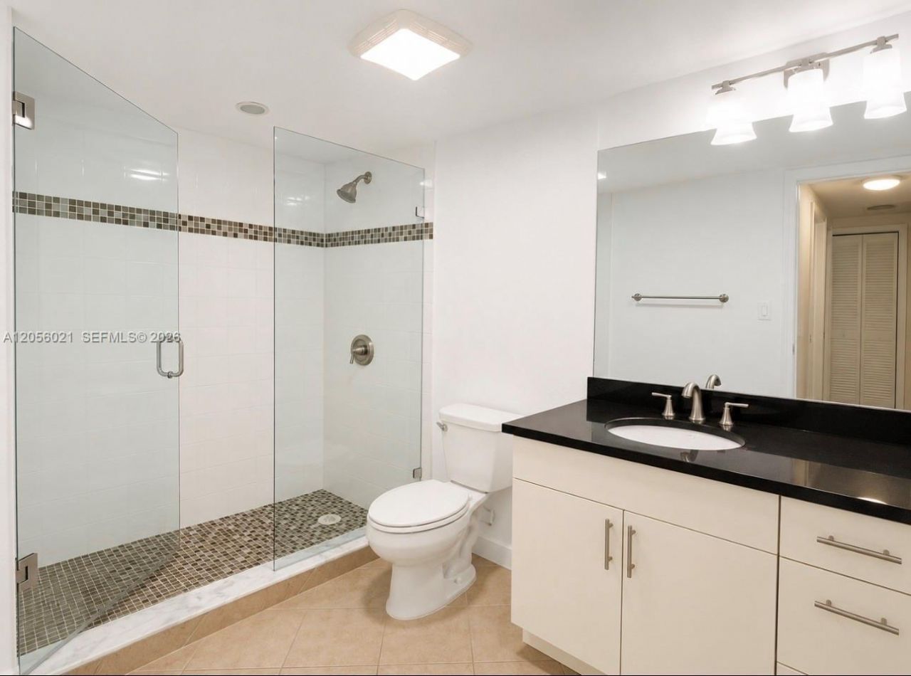 2000 Atlantic Shores Blvd, Unit 316, Hallandale Beach, FL 33009 Photo