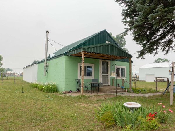 311 Roberts Street, Cadillac, MI 00000