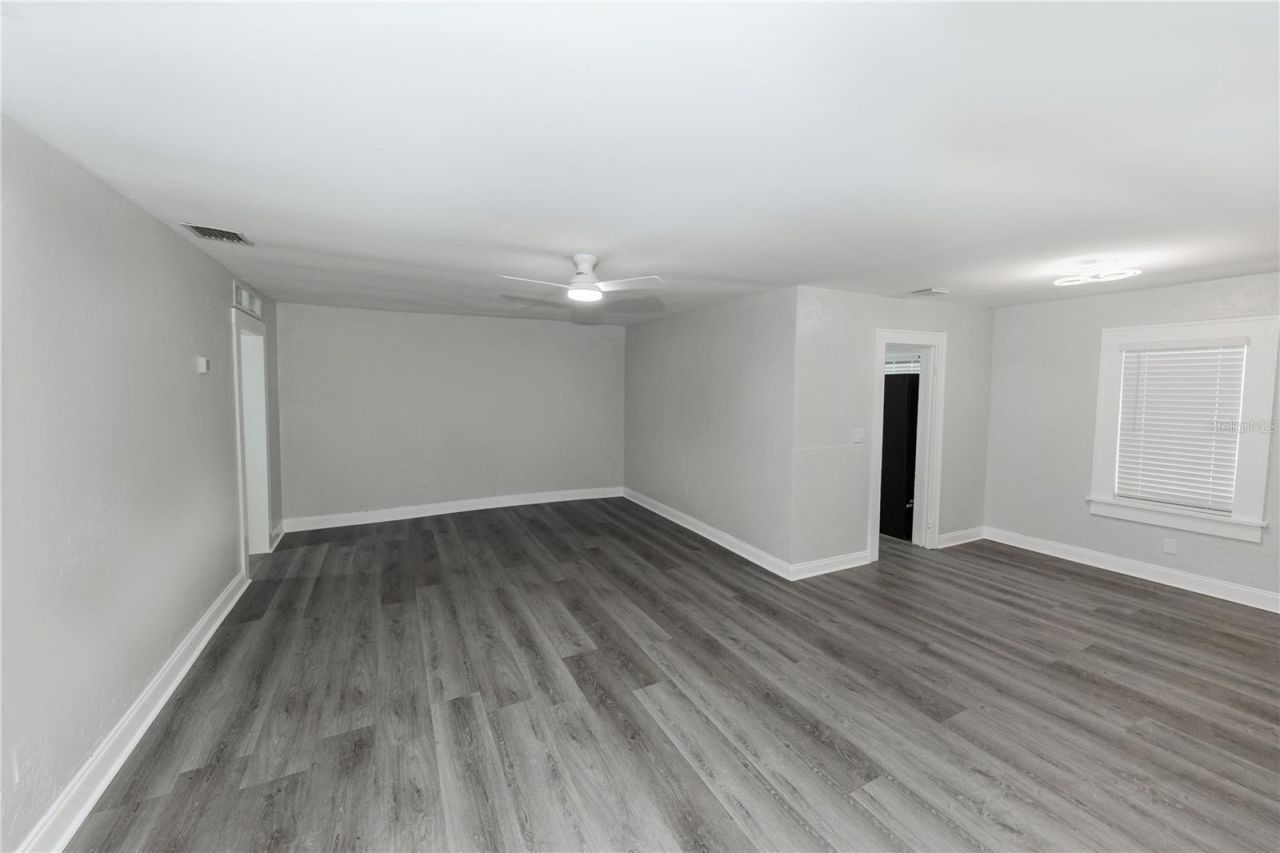 2240 10th Street S, Saint Petersburg, FL 33705 Photo