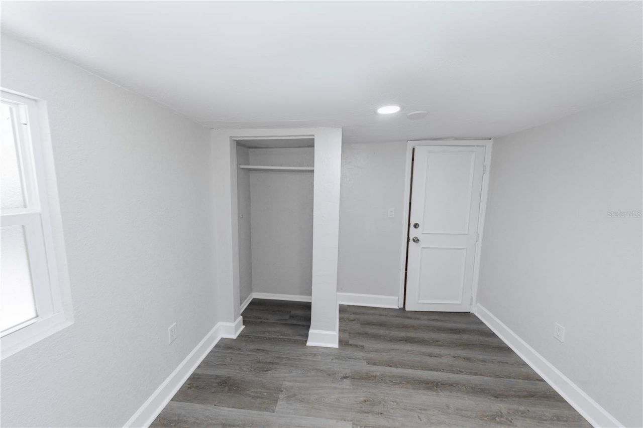 2240 10th Street S, Saint Petersburg, FL 33705 Photo