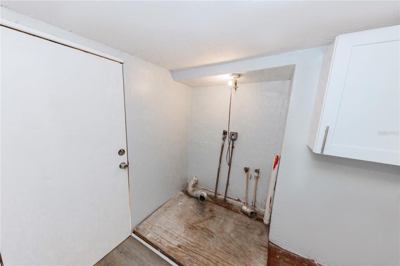 2240 10th Street S, Saint Petersburg, FL 33705 Photo