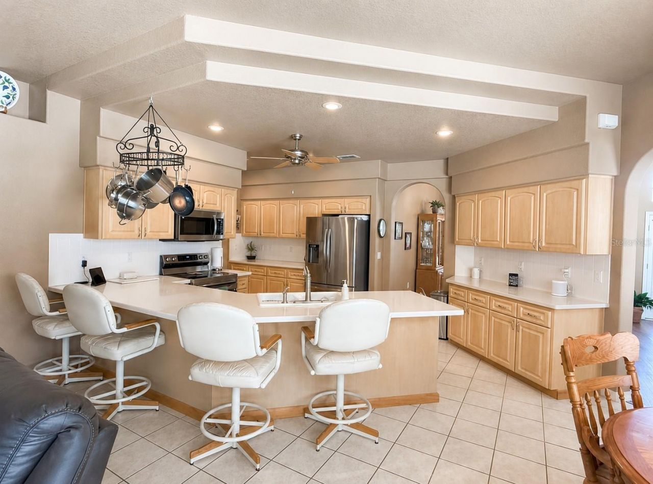 7552 River Country Drive , Weeki Wachee, FL 34607 Photo
