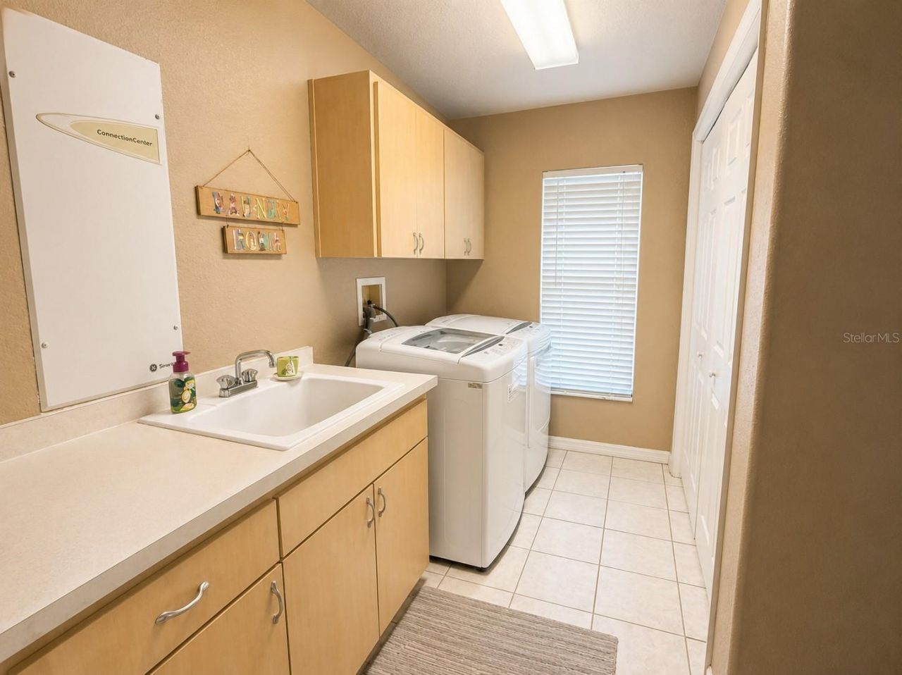 7552 River Country Drive , Weeki Wachee, FL 34607 Photo