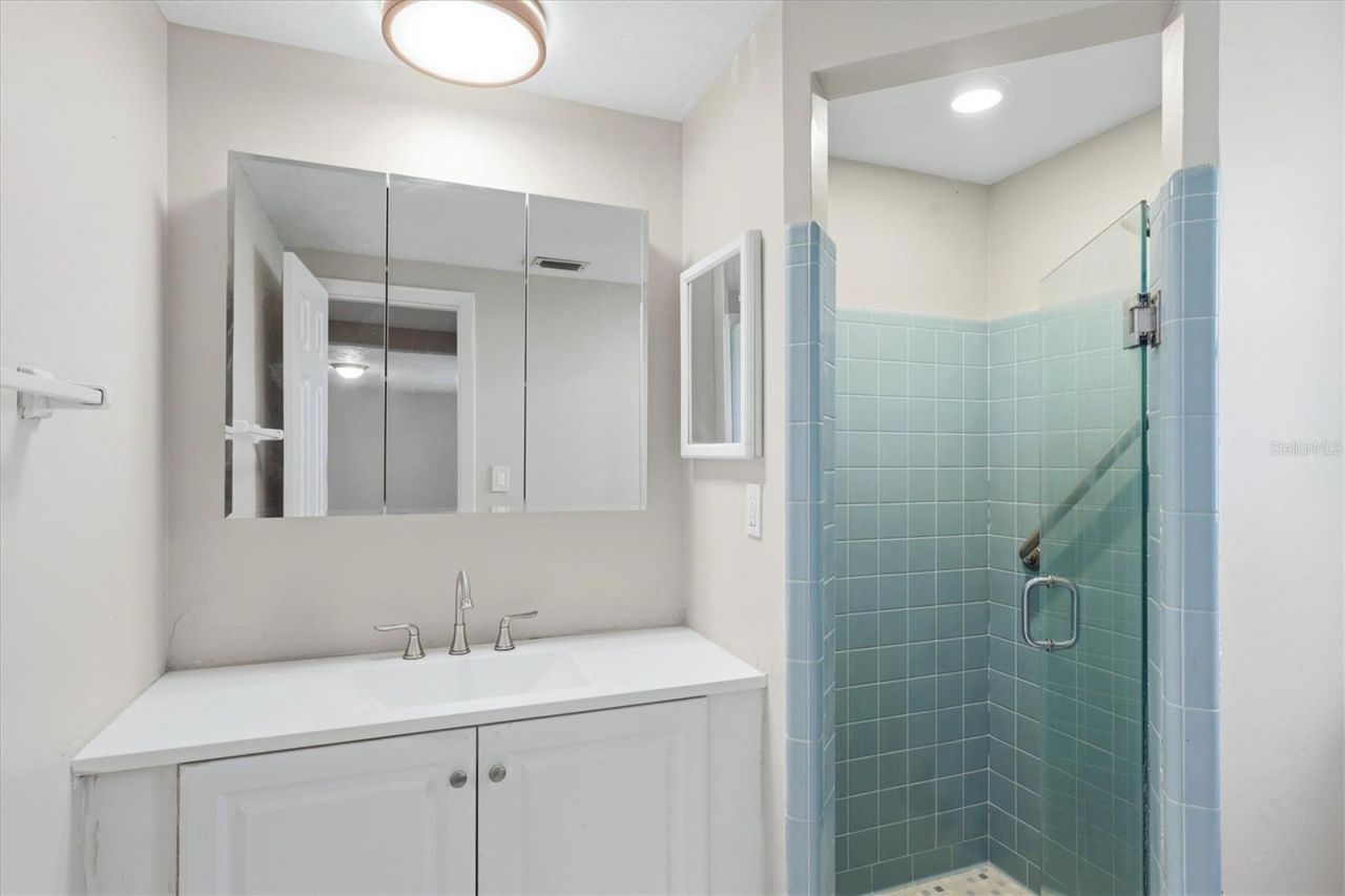 2173 Fiesta Drive, Sarasota, FL 34231 Photo