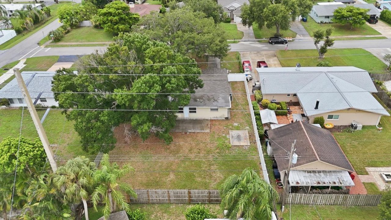 2173 Fiesta Drive, Sarasota, FL 34231 Photo