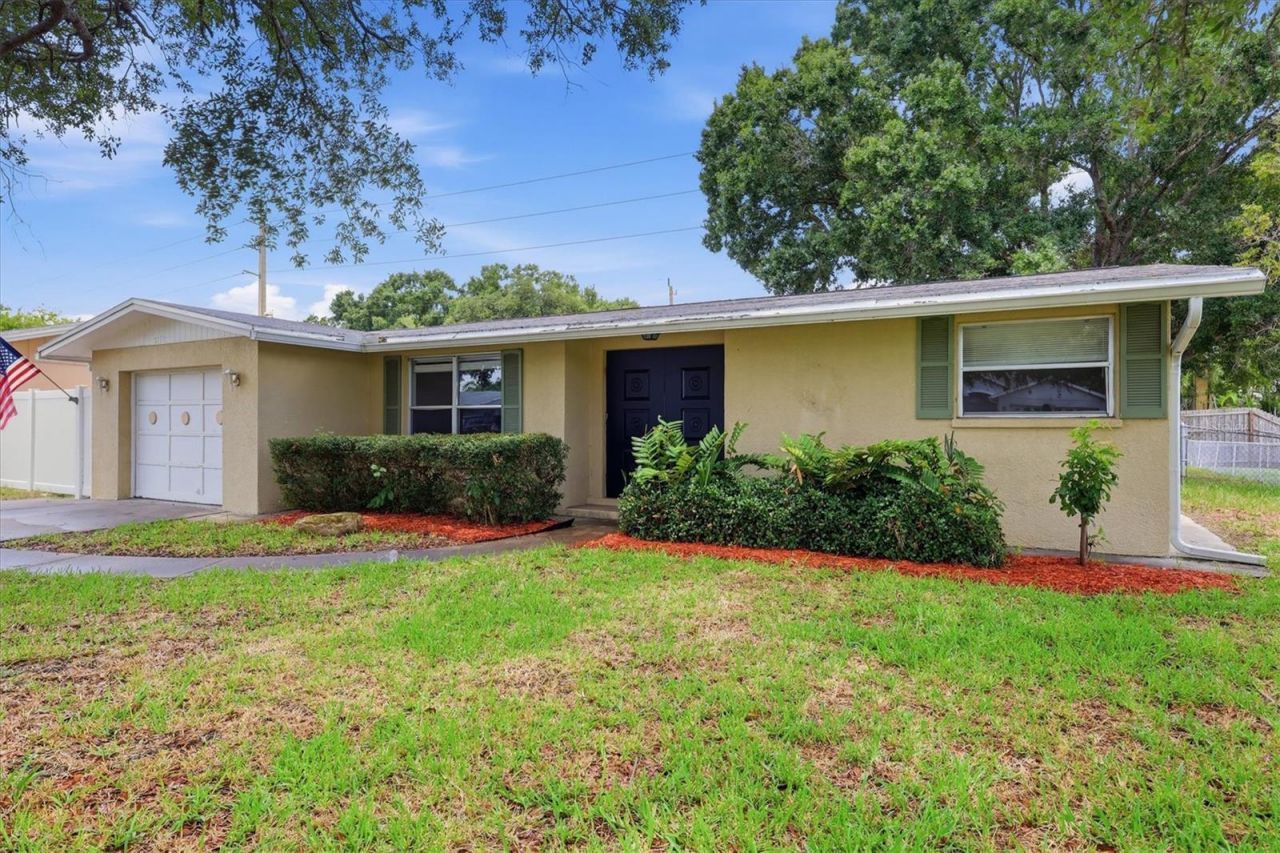 2173 Fiesta Drive, Sarasota, FL 34231 Photo