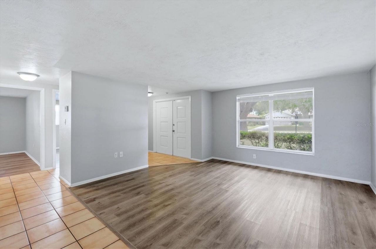 2173 Fiesta Drive, Sarasota, FL 34231 Photo