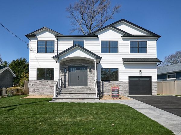 104 Maeder Avenue , North Merrick, NY 11566