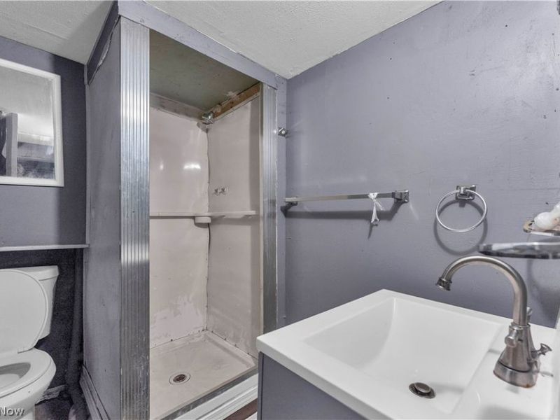 5011 Clark Avenue, Unit 2/UP, Cleveland, OH 44102 Photo 18