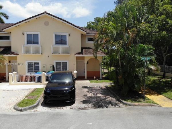 7423 NW 182nd St , Unit 7423, Hialeah, FL 33015
