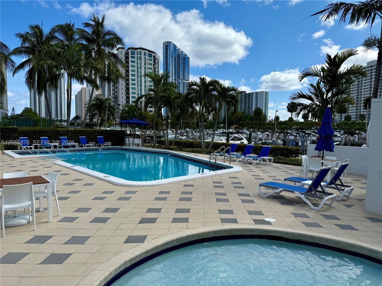 456 Poinciana Dr , Unit 1620, Sunny Isles Beach, FL 33160 Photo
