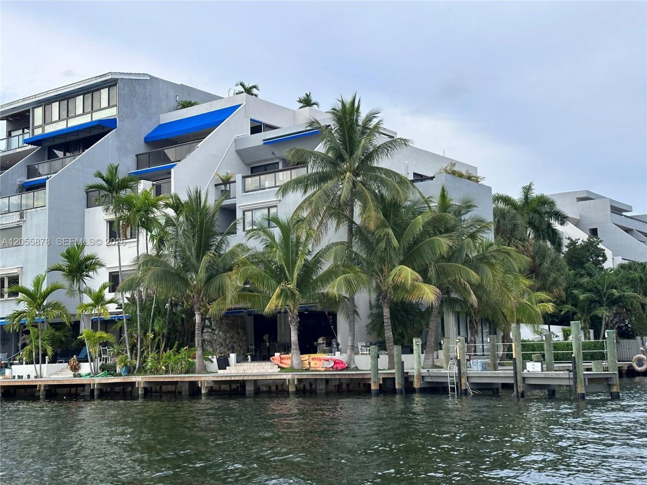 456 Poinciana Dr , Unit 1620, Sunny Isles Beach, FL 33160 Photo