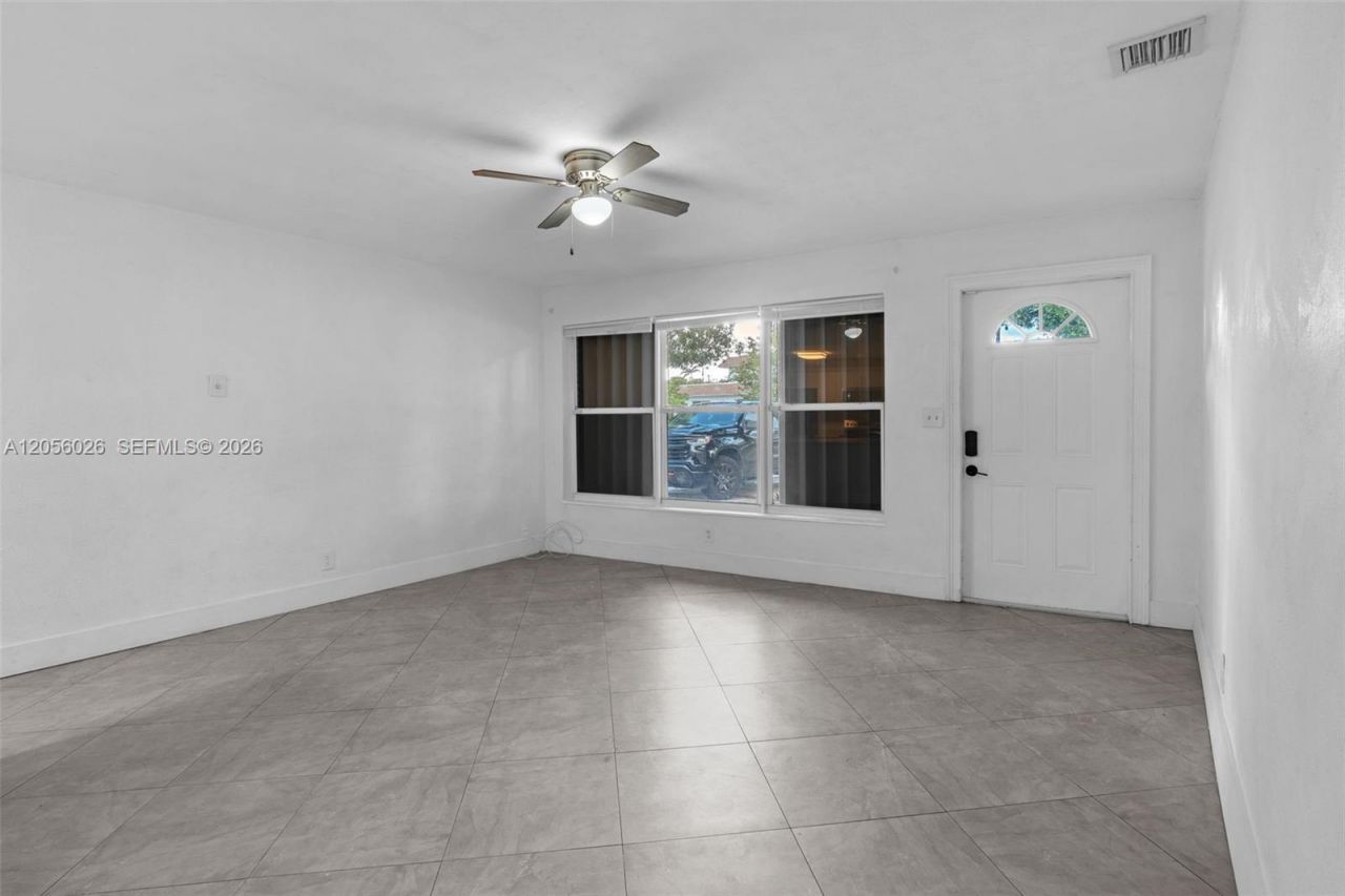 1640 NE 33rd St, Pompano Beach, FL 33064 Photo