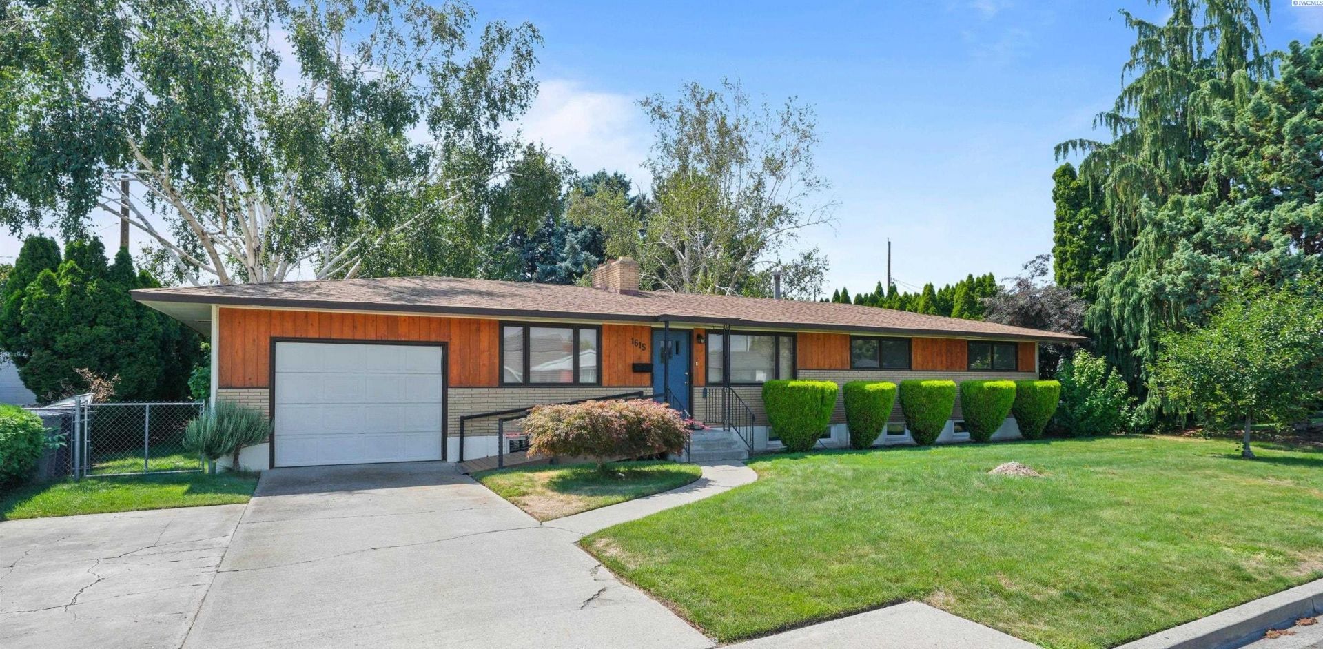 1615 Goethals Drive, Richland, WA 99354 Main Photo