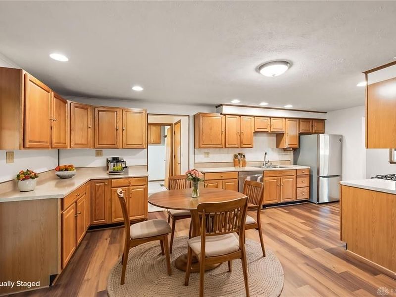 3594 Jonathon Drive, Beavercreek, OH 45434 Photo 13