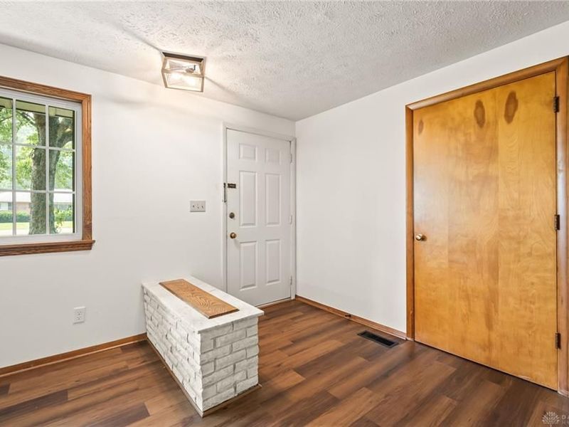 3594 Jonathon Drive, Beavercreek, OH 45434 Photo 6