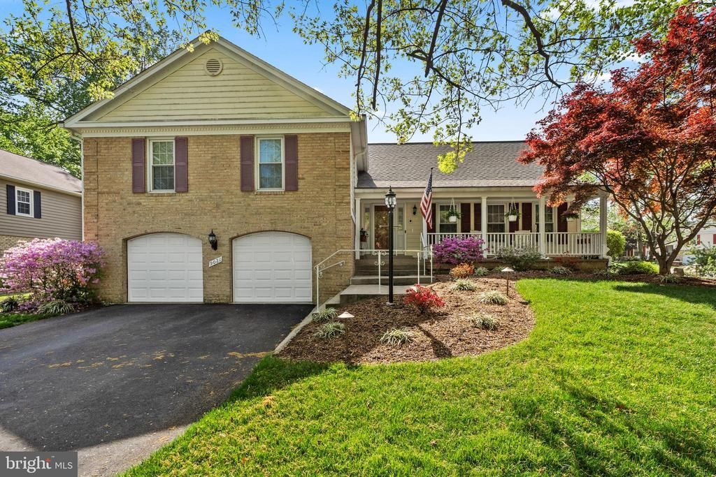 9021 PARLIAMENT DRIVE, BURKE, VA 22015
