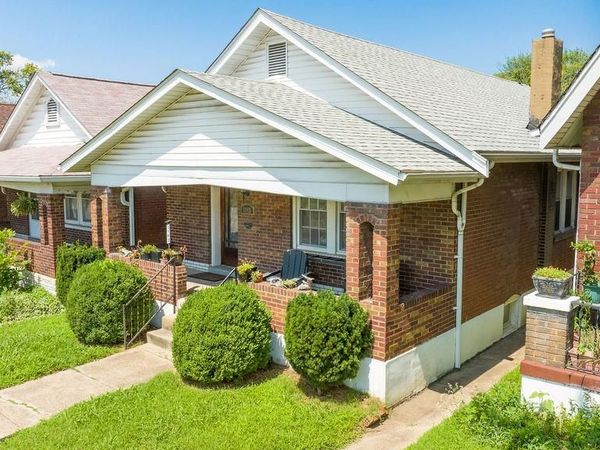 3163 Hampton Avenue, St Louis, MO 63139