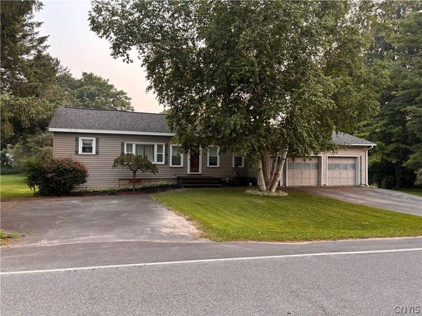 9690 Holman City Road , Sauquoit, NY 13456