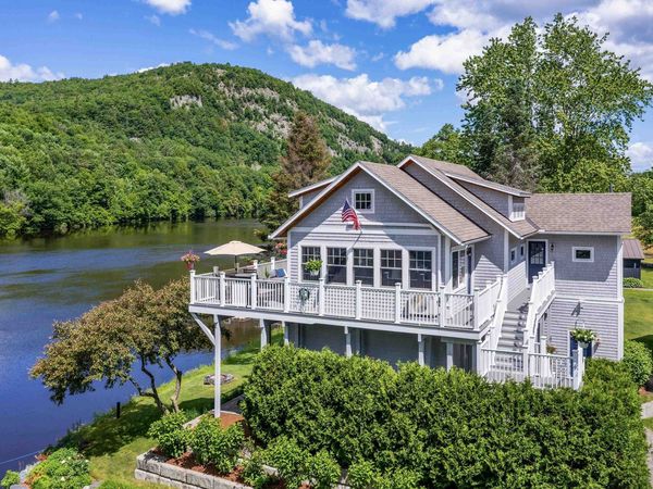 31 & 37 River Cottage Lane Lane, Orford, NH 03777