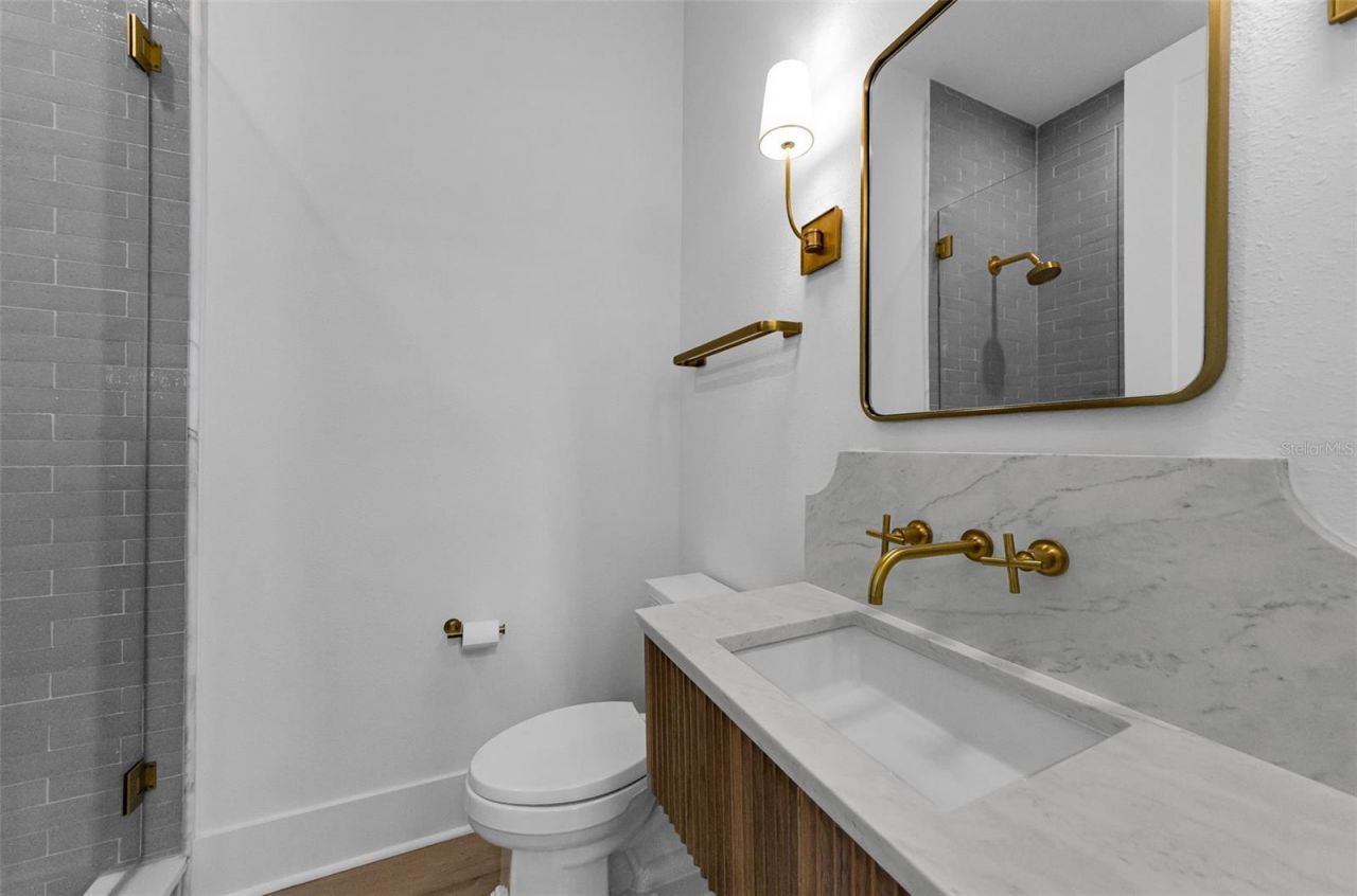 2550 Dartmouth Avenue N, Saint Petersburg, FL 33713 Photo
