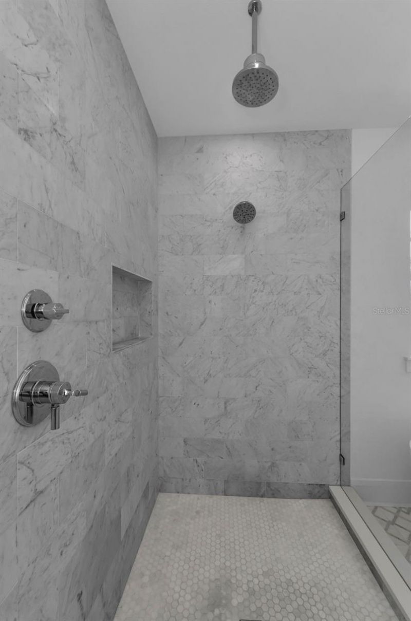 2550 Dartmouth Avenue N, Saint Petersburg, FL 33713 Photo