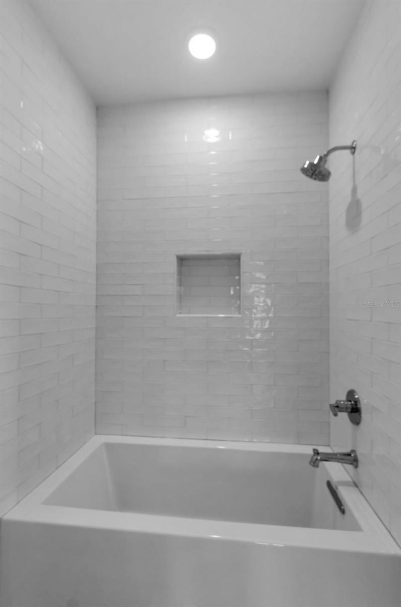 2550 Dartmouth Avenue N, Saint Petersburg, FL 33713 Photo