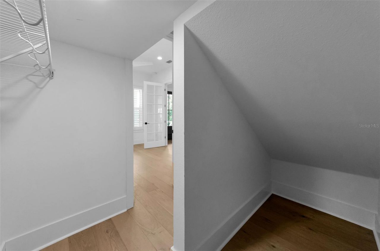 2550 Dartmouth Avenue N, Saint Petersburg, FL 33713 Photo