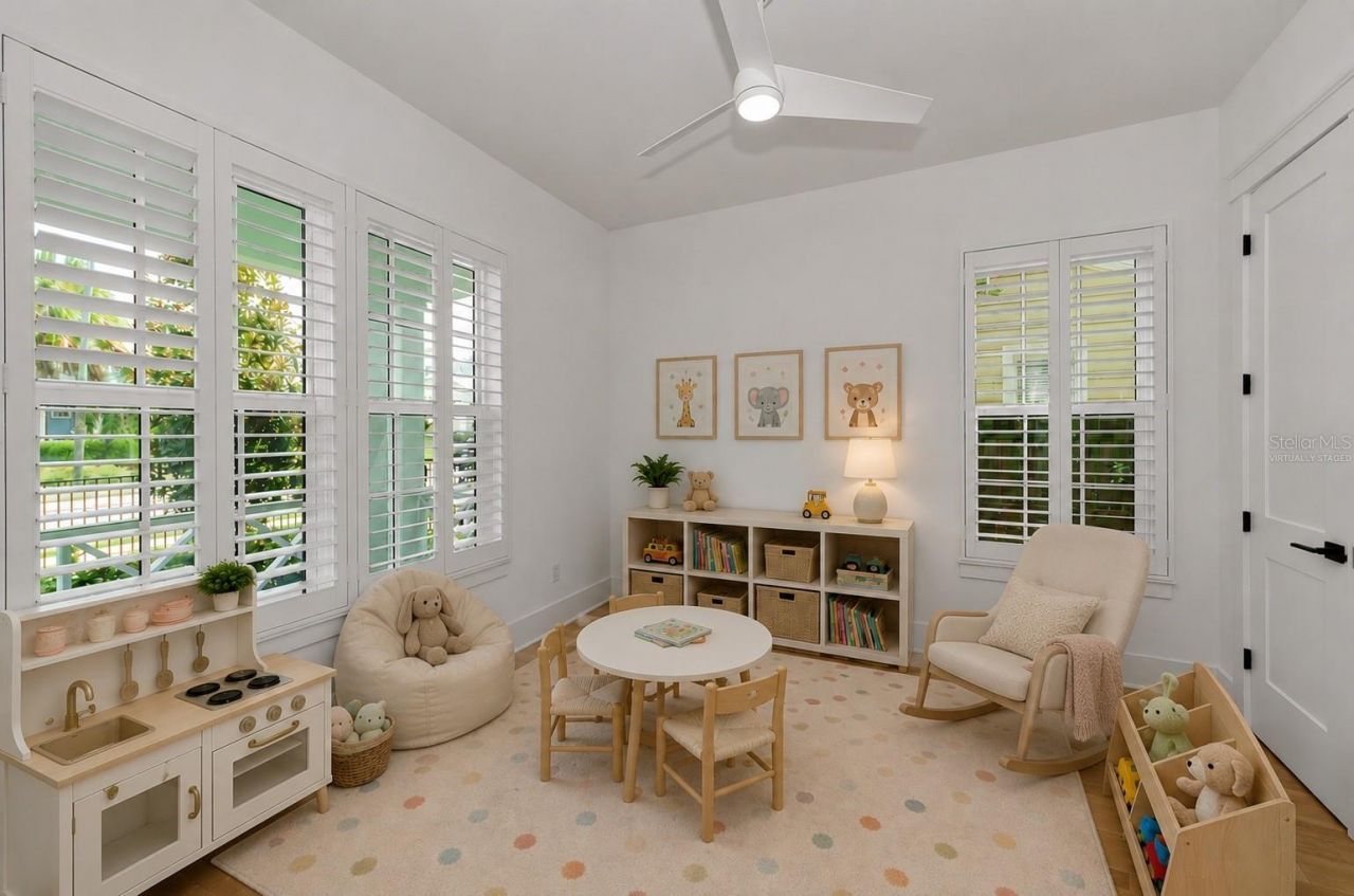 2550 Dartmouth Avenue N, Saint Petersburg, FL 33713 Photo