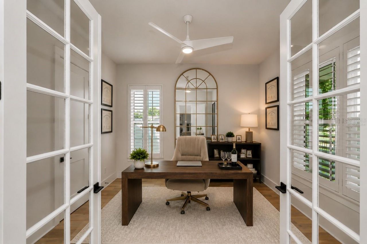2550 Dartmouth Avenue N, Saint Petersburg, FL 33713 Photo