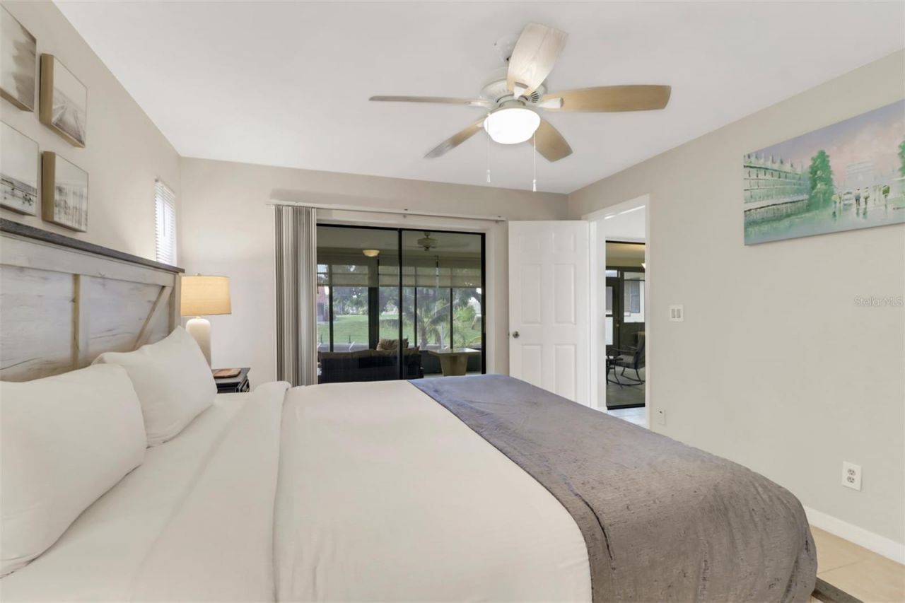 4800 SW 12th Place, Cape Coral, FL 33914 Photo