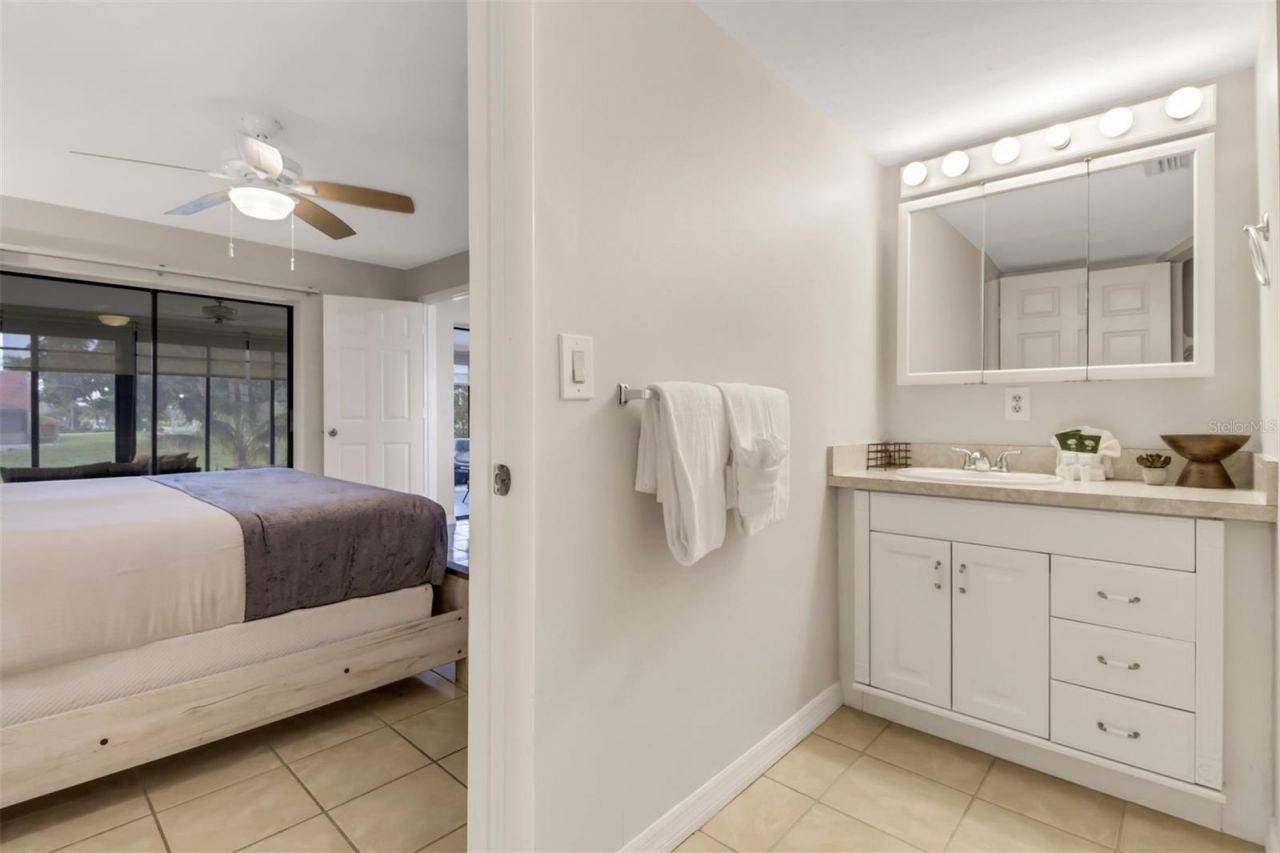 4800 SW 12th Place, Cape Coral, FL 33914 Photo