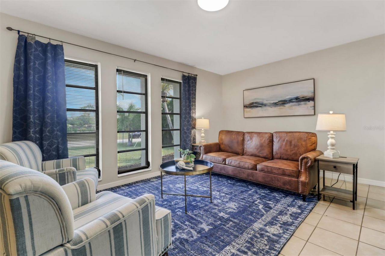 4800 SW 12th Place, Cape Coral, FL 33914 Photo