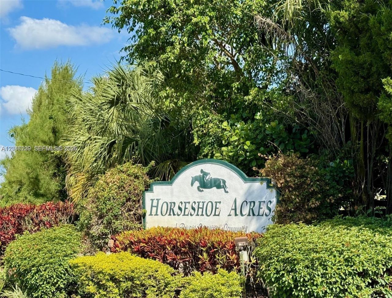 8705 Surrey Ln, Boca Raton, FL 33496 Photo