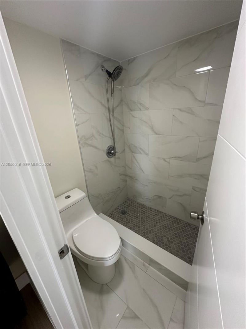 10090 NW 80th Ct , Unit 1421, Hialeah Gardens, FL 33016 Photo