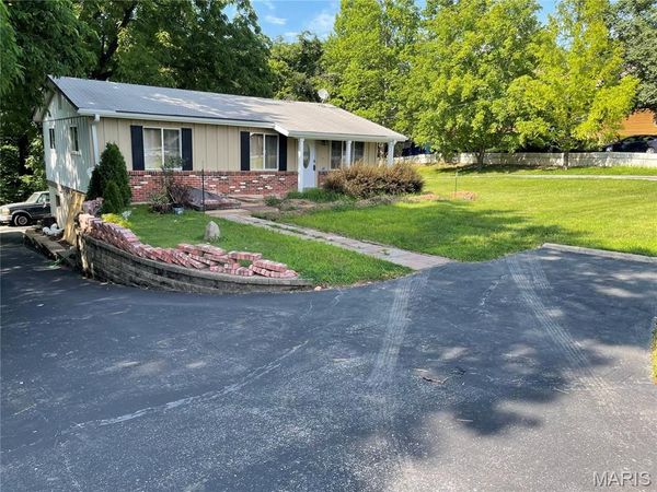 18511 Wild Horse Creek Road , Wildwood, MO 63005
