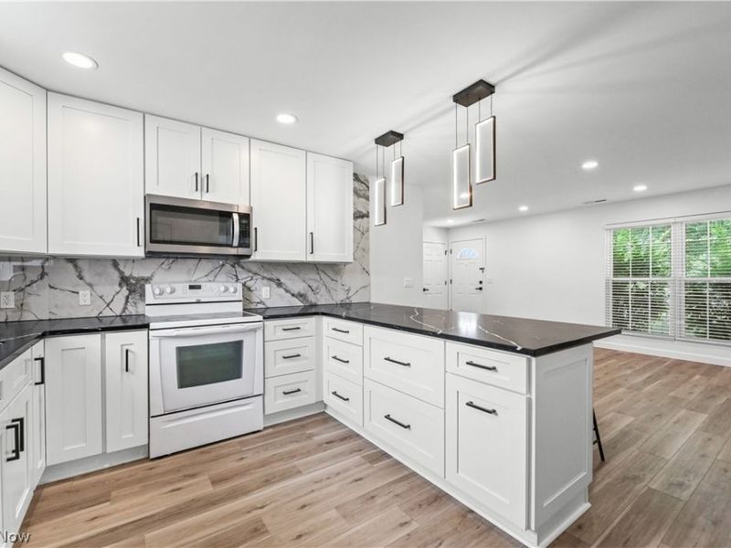 10440 Independence Drive, Unit 20A, North Royalton, OH 44133 Photo 6