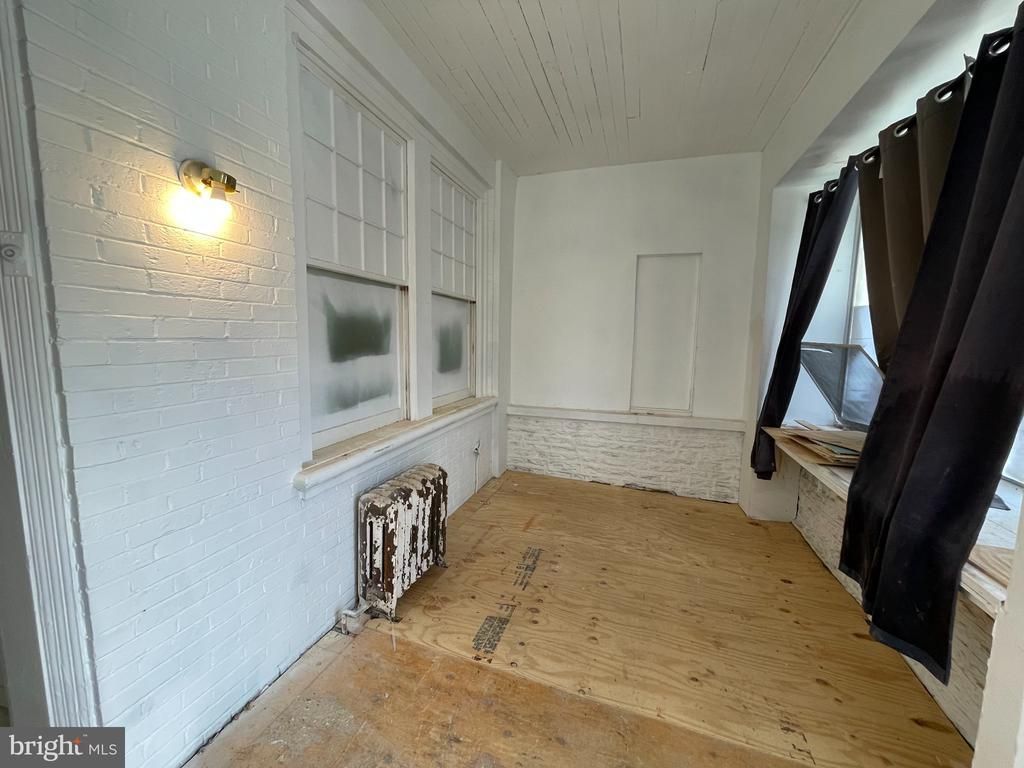4936 N 9TH STREET, PHILADELPHIA, PA 19141
