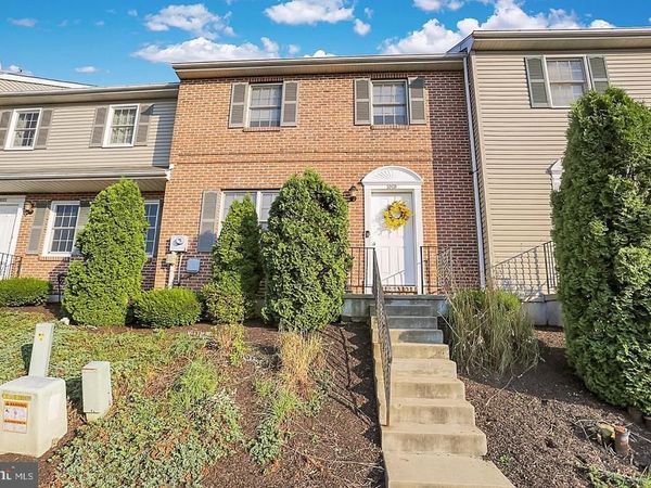 1019 FREDRICK BOULEVARD, READING, PA 19605