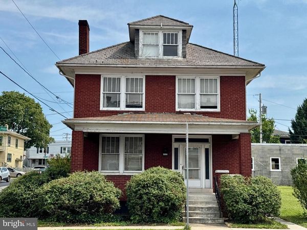 990 E PHILADELPHIA STREET, YORK, PA 17403