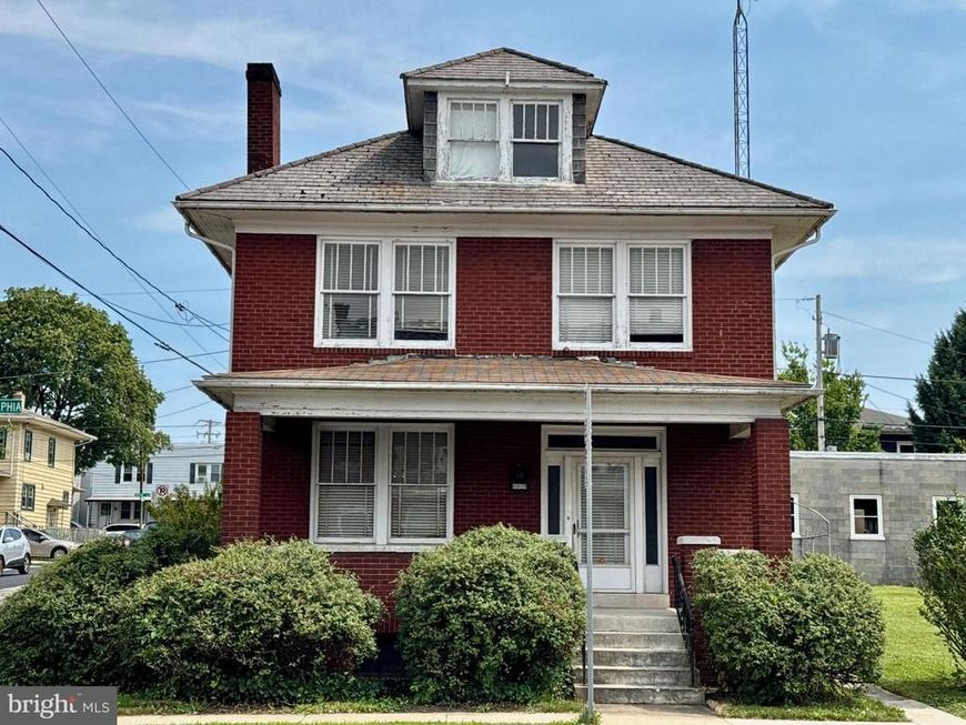 990 E Philadelphia Street, York, PA 17403 Main Photo