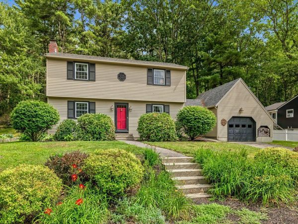 42 Harding Road, Portsmouth, NH 03801