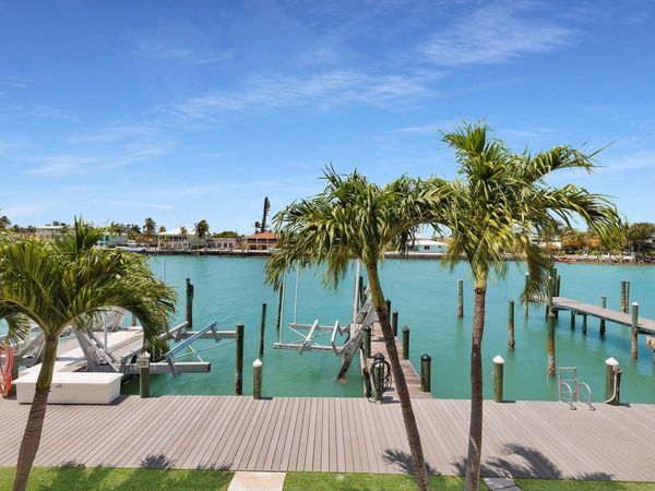 95 Coco Plum Drive, Unit 2D, MARATHON, FL 33050