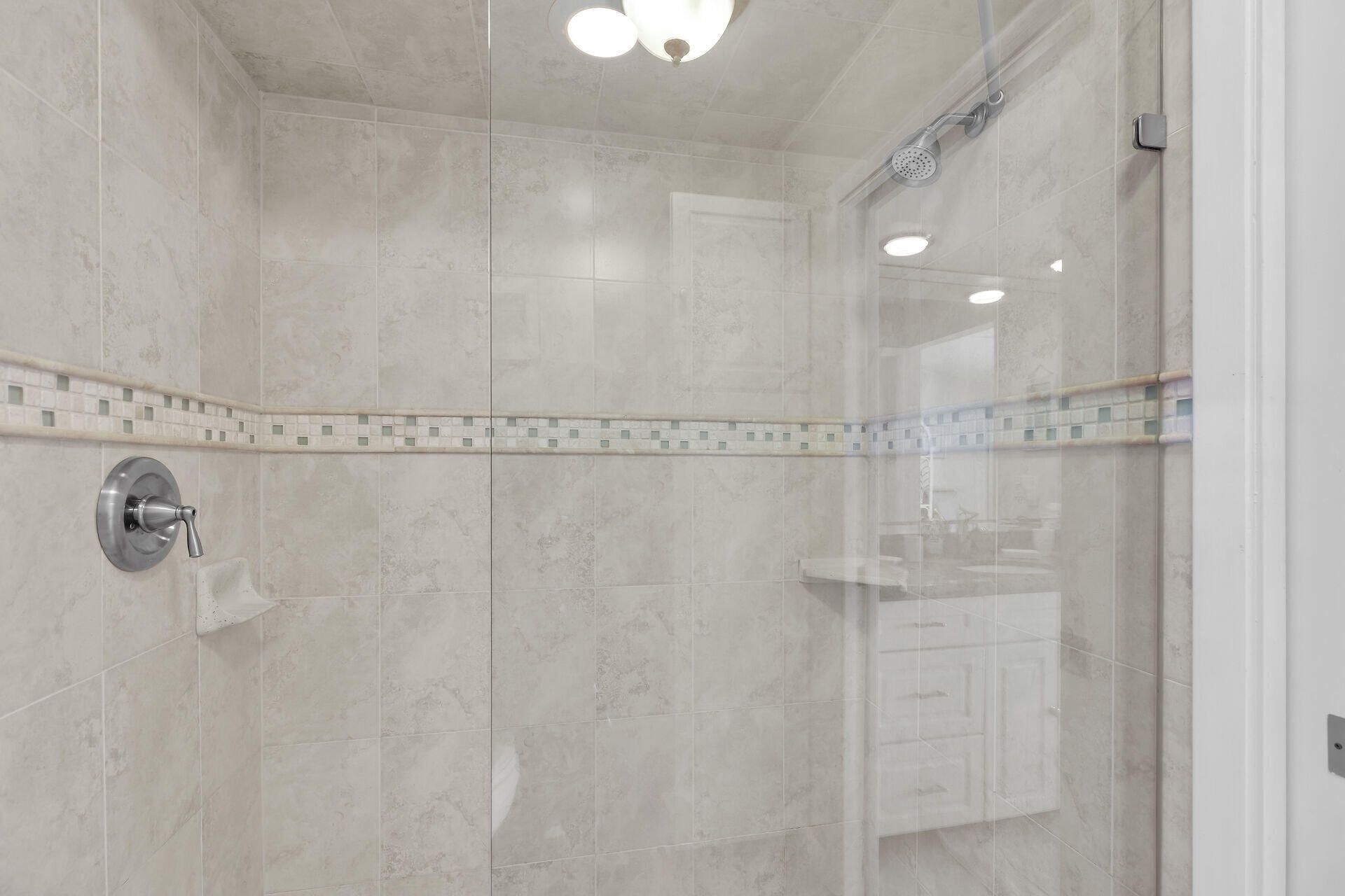 95 Coco Plum Drive, Unit 2D, Marathon, FL 33050 Photo